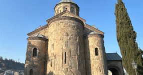 Gruzie: Za sněhem | Březen 2026