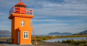 Island: Okolo ostrova | Květen 2026