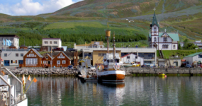 Island: Okolo ostrova | Květen 2026